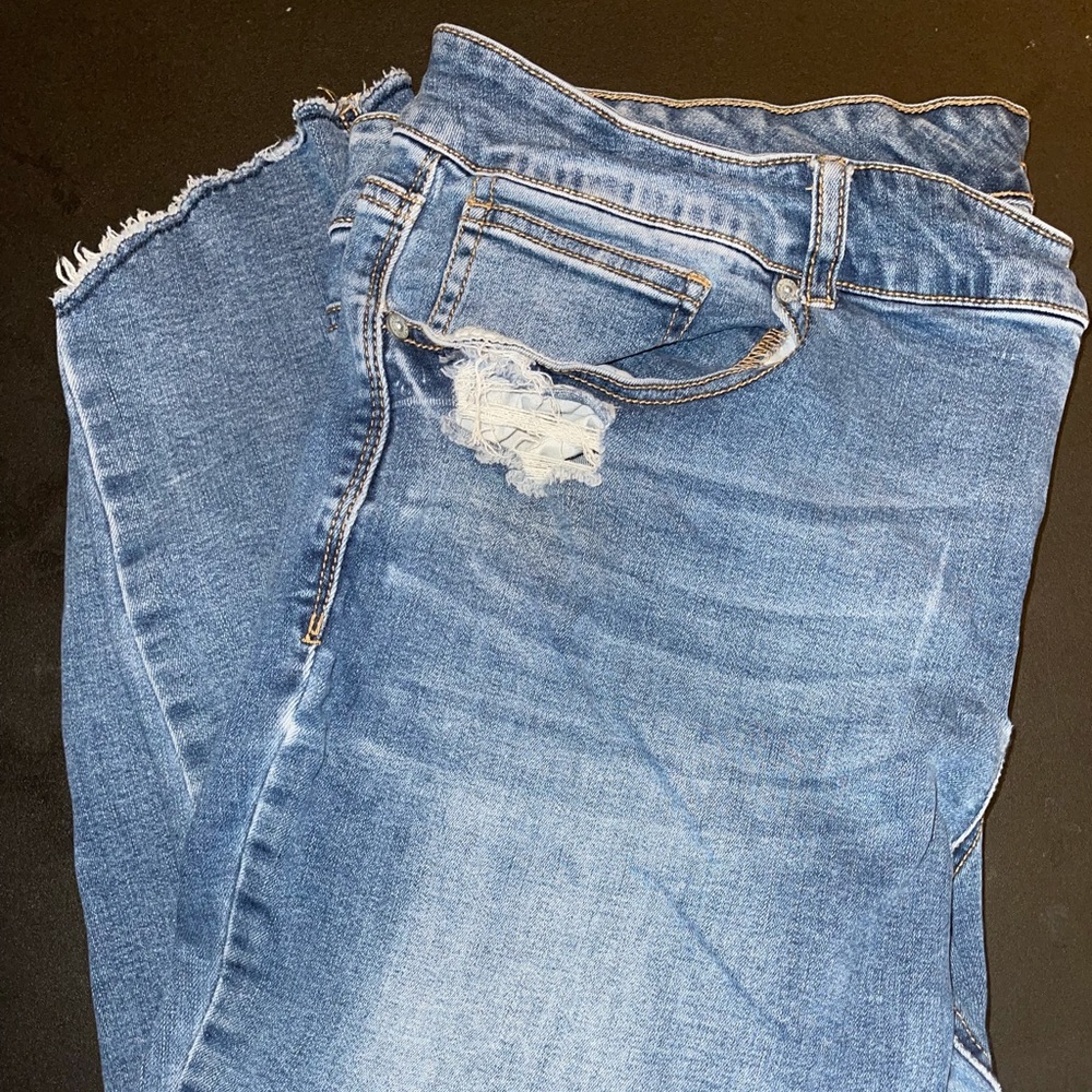 Maurices cropped jeans